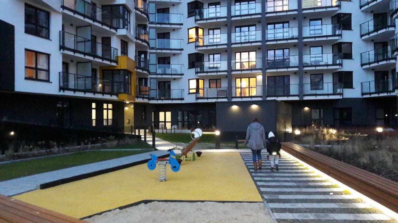 Newburg Apartments Wolska Warszawa Exteriör bild